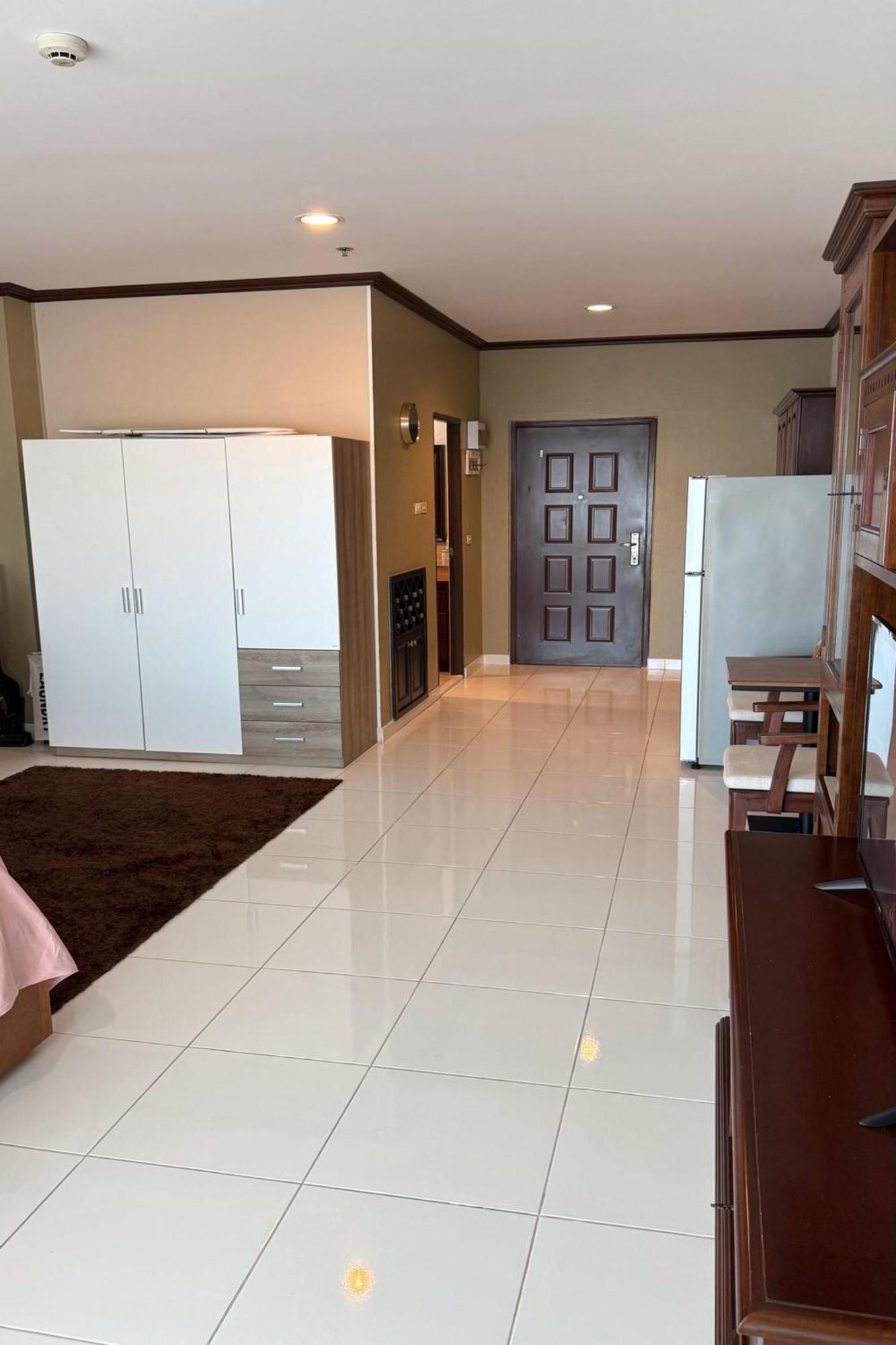 View Talay Condominium By Vlad Property Паттая Номер фото