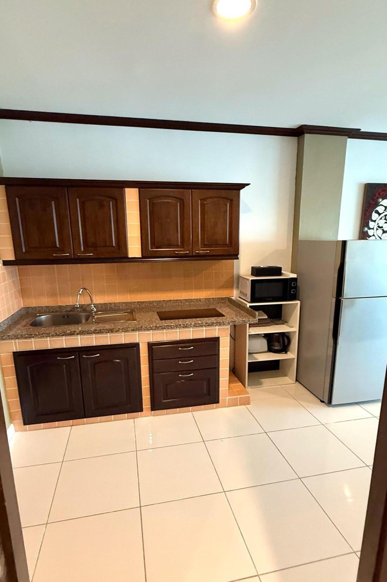 View Talay Condominium By Vlad Property Паттая Номер фото