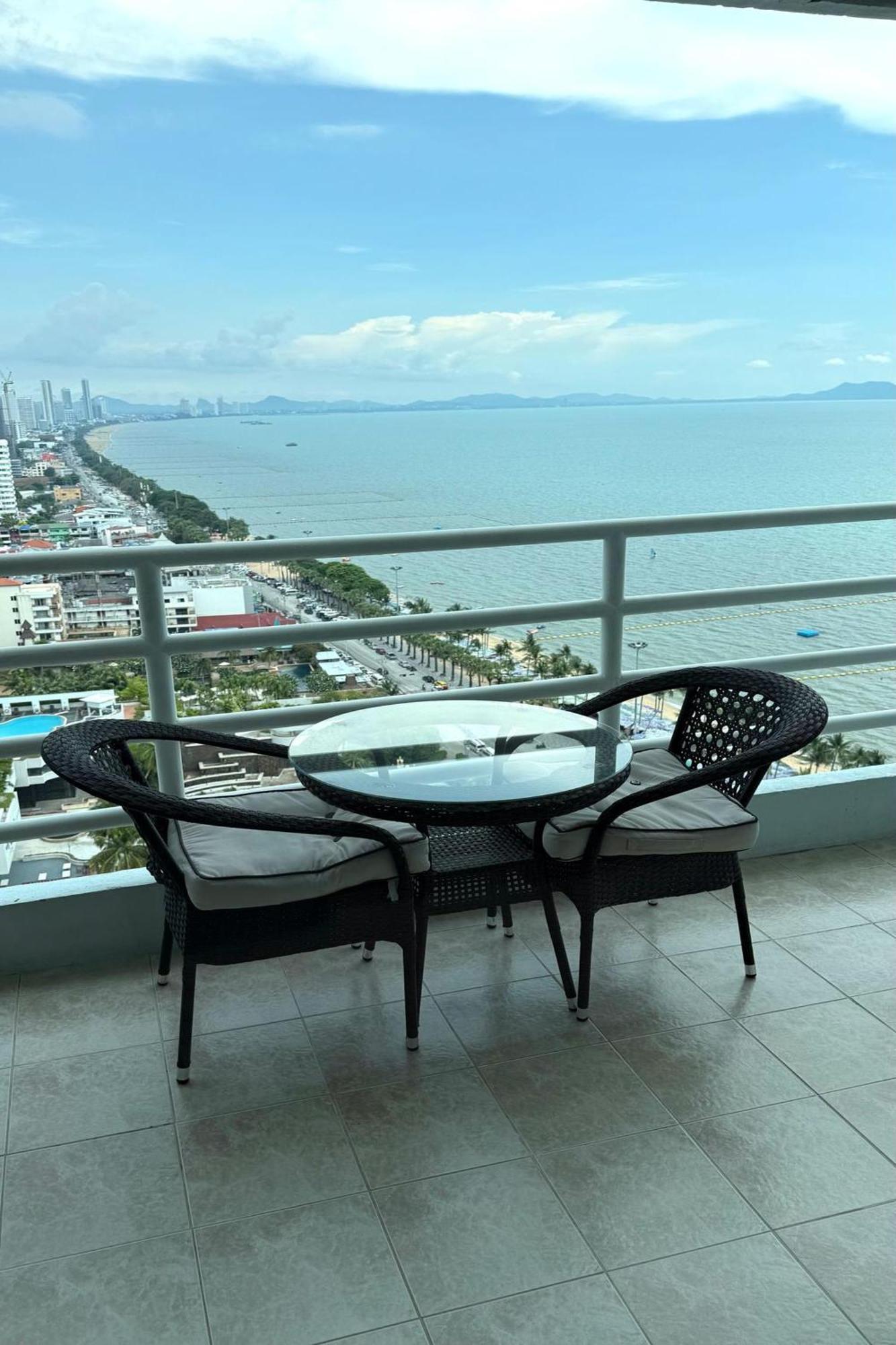 View Talay Condominium By Vlad Property Паттая Номер фото