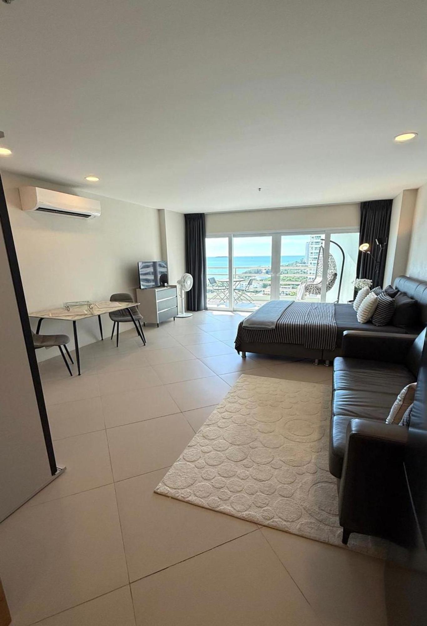 View Talay Condominium By Vlad Property Паттая Номер фото