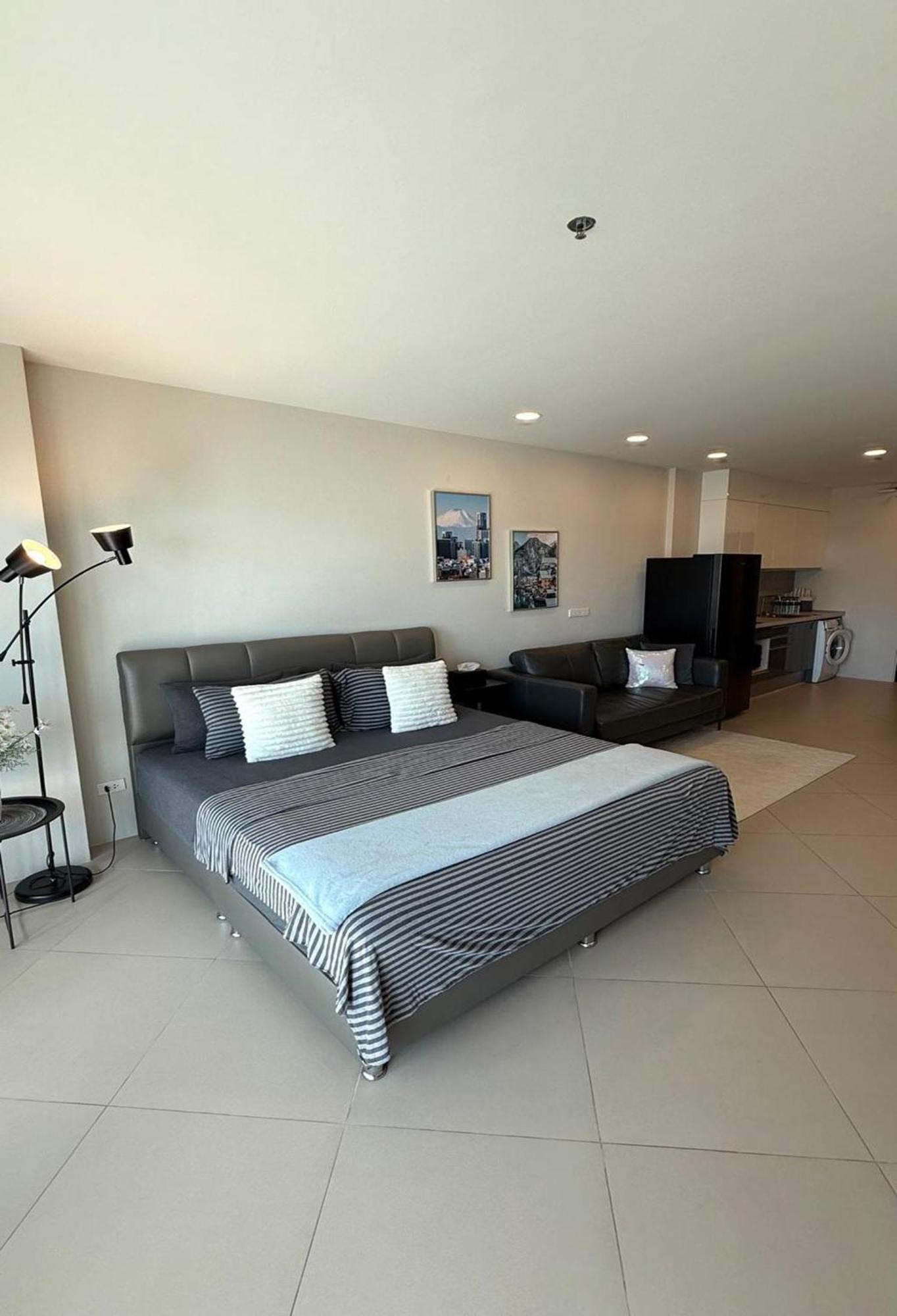 View Talay Condominium By Vlad Property Паттая Номер фото