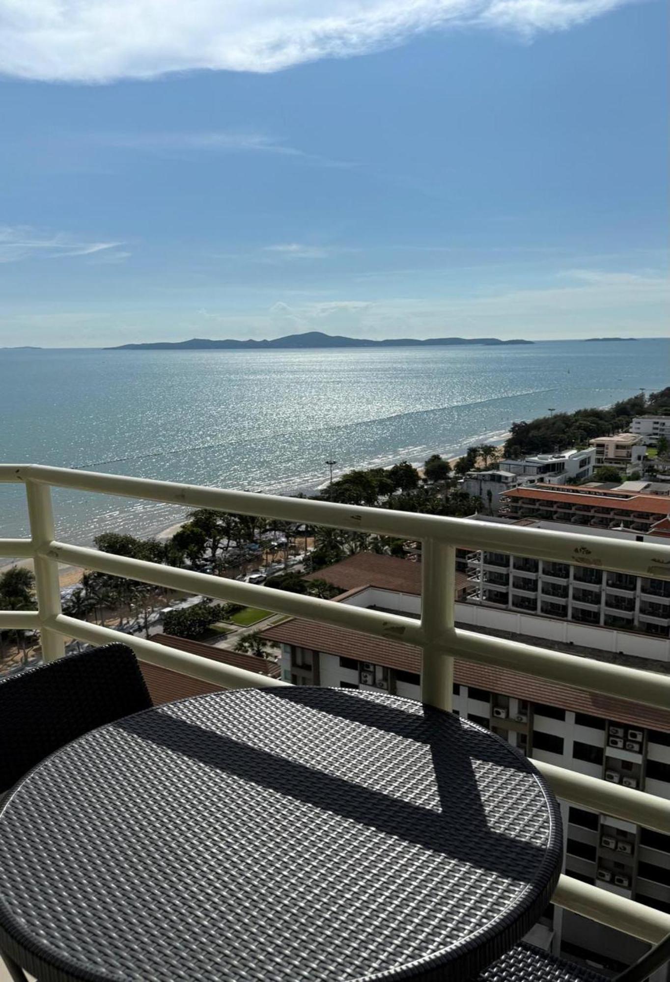 View Talay Condominium By Vlad Property Паттая Номер фото